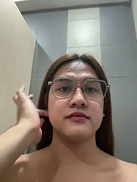 Snapshot of MarieLoveGlamorous chatting on September 2025 06:35:01 PM MarieLoveGlamorous online show from September 2025 06:35:01 PM