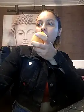 Emiily W online show from January 2025 04:20:01 PM