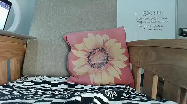 EmpressSunshine online show from March 2025 02:49:02 AM