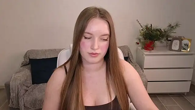 EvaMaddison online show from December 2025 06:37:02 PM