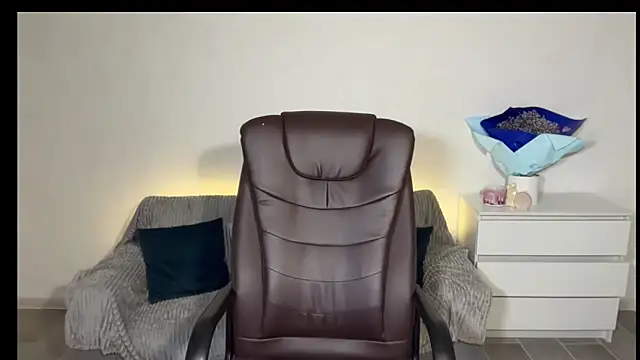 EvaMaddison online show from March 2026 05:41:01 PM