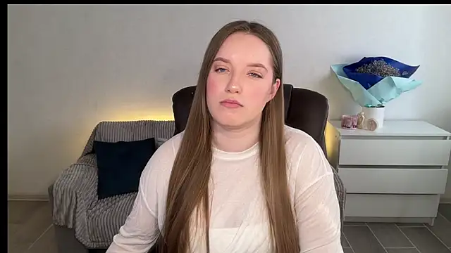 EvaMaddison online show from March 2026 06:17:02 AM