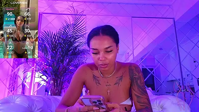 Snapshot of KimiBrown chatting on November 2025 06:05:02 AM KimiBrown online show from November 2025 06:05:02 AM