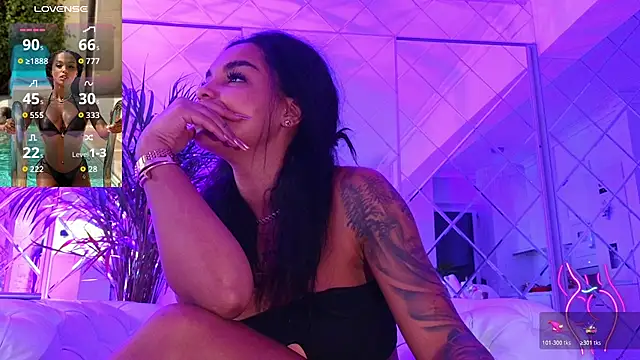 Snapshot of KimiBrown chatting on December 2025 04:54:01 AM KimiBrown online show from December 2025 04:54:01 AM