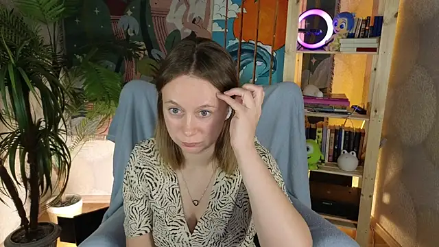 BrookeEvans online show from October 2025 08:50:02 PM