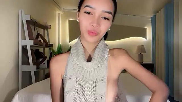 Snapshot of _caroline69 chatting on October 2025 02:52:01 AM caroline69 online show from October 2025 02:52:01 AM