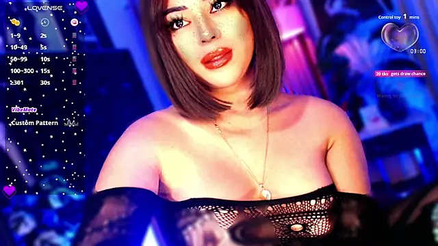 Thalia Cambridge online show from October 2025 10:21:02 PM