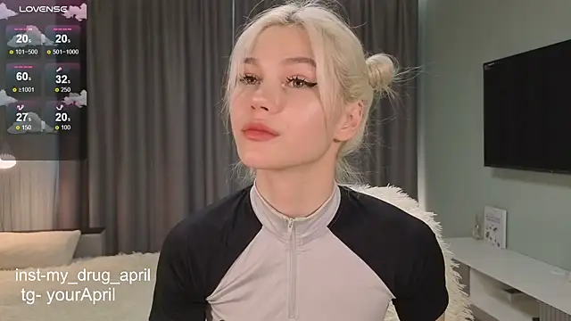 MyApril online show from November 2025 07:06:02 AM