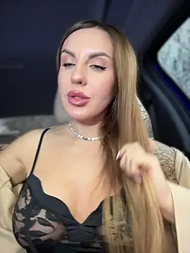 Kalli Fornia online show from November 2025 09:07:02 AM