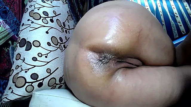 Vanessasweet2304 online show from December 2025 11:54:01 PM