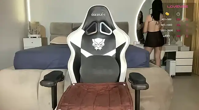 Rogueblaze online show from March 2025 12:36:01 AM