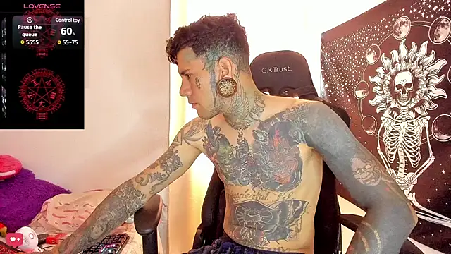 Snapshot of josh__ackerman chatting on January 2025 06:12:02 PM josh ackerman online show from January 2025 06:12:02 PM