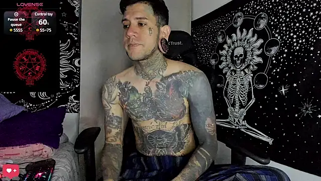 Snapshot of josh__ackerman chatting on January 2025 09:41:02 AM josh ackerman online show from January 2025 09:41:02 AM