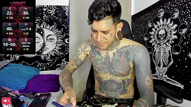 Snapshot of josh__ackerman chatting on January 2025 06:40:01 PM josh ackerman online show from January 2025 06:40:01 PM