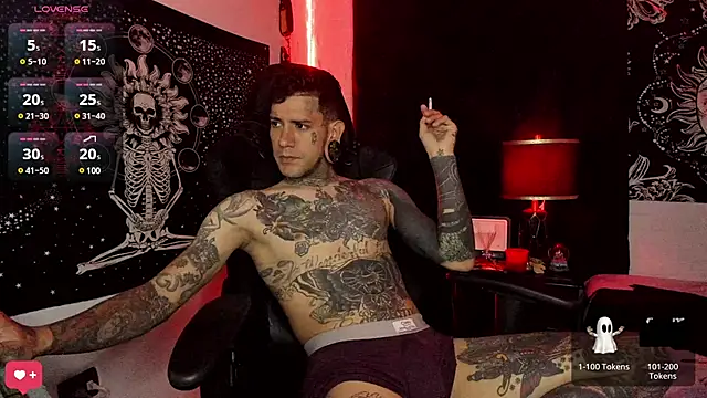 Snapshot of josh__ackerman chatting on February 2025 11:43:01 PM josh ackerman online show from February 2025 11:43:01 PM