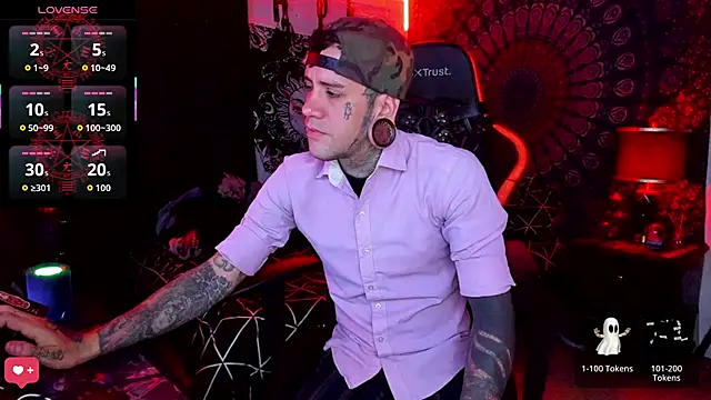 Snapshot of josh__ackerman chatting on September 2025 03:05:01 PM josh ackerman online show from September 2025 03:05:01 PM