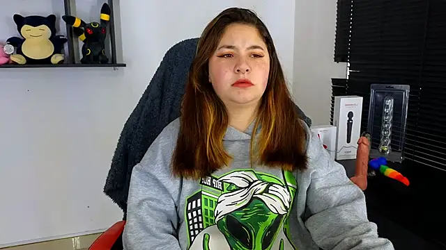 Snapshot of ann_bronw chatting on January 2025 01:06:02 PM ann bronw online show from January 2025 01:06:02 PM