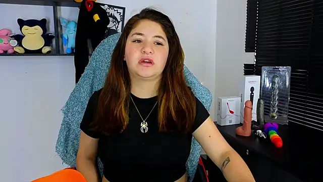 Snapshot of ann_bronw chatting on February 2025 01:01:01 PM ann bronw online show from February 2025 01:01:01 PM