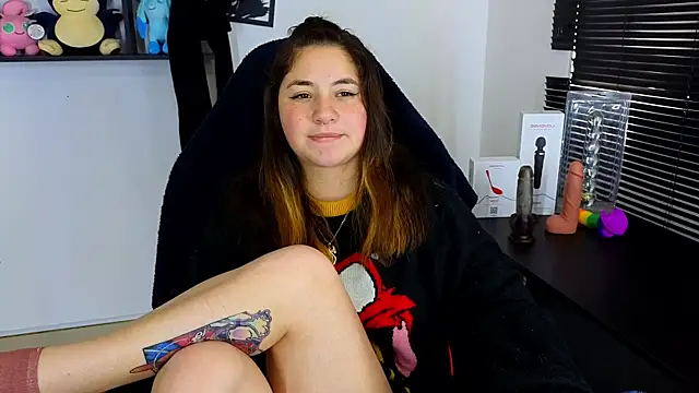 Snapshot of ann_bronw chatting on February 2025 05:15:01 PM ann bronw online show from February 2025 05:15:01 PM