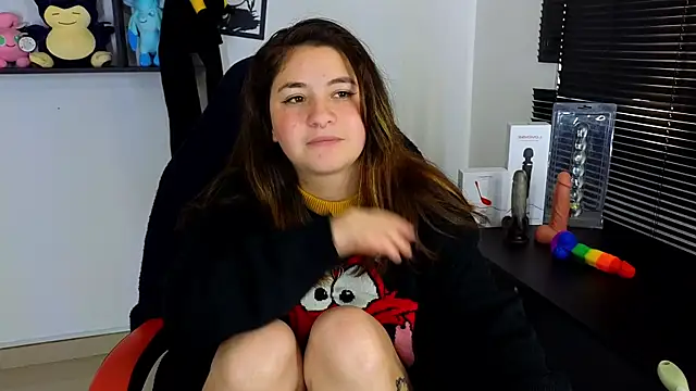 Snapshot of ann_bronw chatting on February 2025 08:18:01 PM ann bronw online show from February 2025 08:18:01 PM