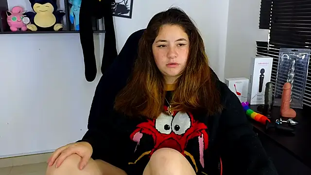 Snapshot of ann_bronw chatting on March 2025 02:21:02 PM ann bronw online show from March 2025 02:21:02 PM