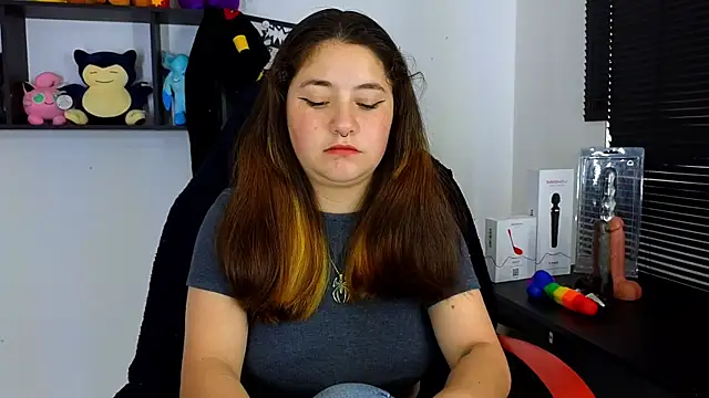 Snapshot of ann_bronw chatting on March 2025 04:02:01 PM ann bronw online show from March 2025 04:02:01 PM