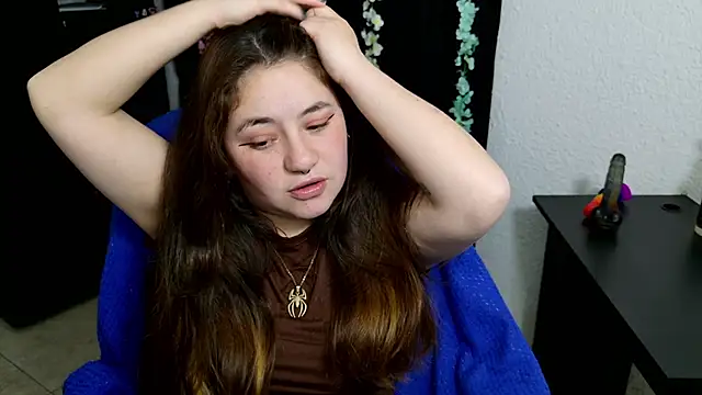 Snapshot of ann_bronw chatting on October 2025 12:51:01 AM ann bronw online show from October 2025 12:51:01 AM