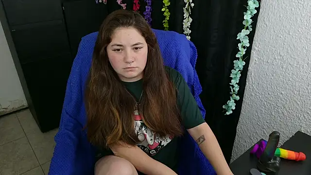 Snapshot of ann_bronw chatting on October 2025 12:09:01 AM ann bronw online show from October 2025 12:09:01 AM