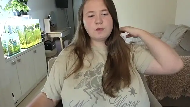 Snapshot of remirann_ chatting on September 2025 12:10:01 PM remirann online show from September 2025 12:10:01 PM