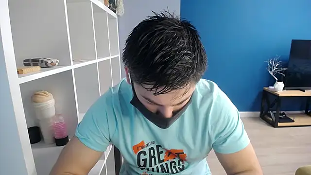 Snapshot of Tomguys chatting on March 2025 02:21:02 PM Tomguys online show from March 2025 02:21:02 PM