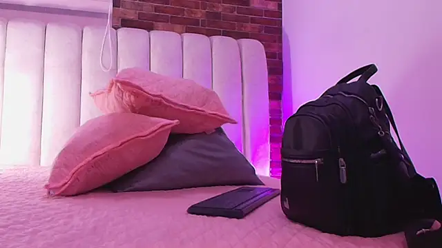  ebony-queen  online show from April 2026 03:09:01 AM