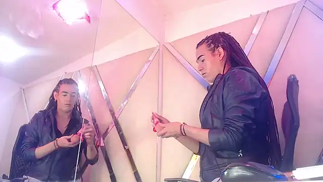 Snapshot of StefyFerrer chatting on November 2025 03:18:02 AM StefyFerrer online show from November 2025 03:18:02 AM