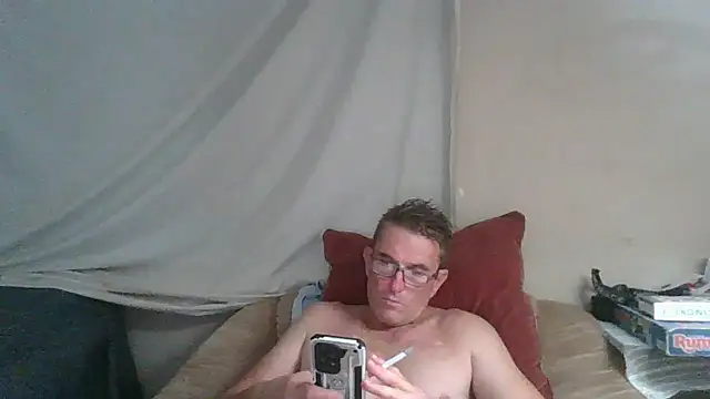 Snapshot of xykenrah@xh chatting on March 2026 06:18:02 PM xykenrahxh online show from March 2026 06:18:02 PM