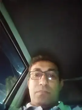 Snapshot of Royalk2030 chatting on February 2026 04:15:02 PM Royalk2030 online show from February 2026 04:15:02 PM