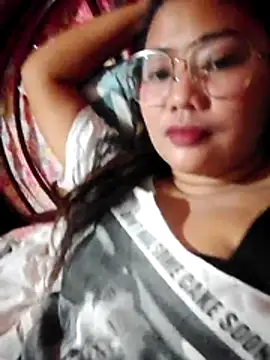 Snapshot of Ces_Jhane chatting on April 2026 01:08:02 PM Ces Jhane online show from April 2026 01:08:02 PM