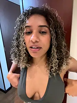 Snapshot of Belkaj chatting on October 2025 01:31:01 AM Belkaj online show from October 2025 01:31:01 AM