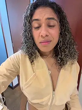 Snapshot of Belkaj chatting on November 2025 11:15:01 PM Belkaj online show from November 2025 11:15:01 PM