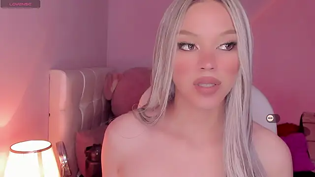 Snapshot of EvaEvangeline chatting on December 2024 10:26:02 AM EvaEvangeline online show from December 2024 10:26:02 AM