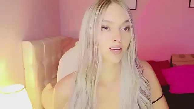 Snapshot of EvaEvangeline chatting on October 2025 06:08:01 AM EvaEvangeline online show from October 2025 06:08:01 AM