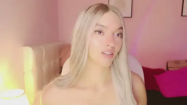 Snapshot of EvaEvangeline chatting on November 2025 05:40:01 AM EvaEvangeline online show from November 2025 05:40:01 AM