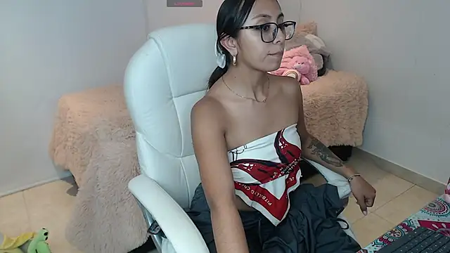 Gabi morales online show from December 2024 03:04:02 AM