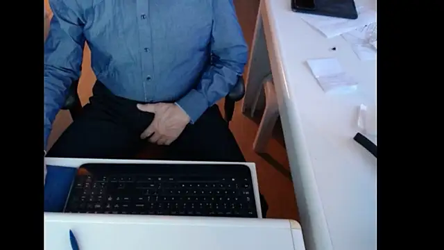 dutchpornking online show from January 2026 07:45:02 AM