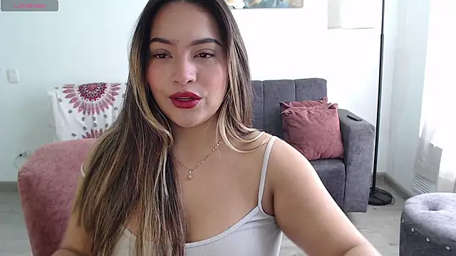 Dakotaa J online show from October 2025 01:40:02 PM