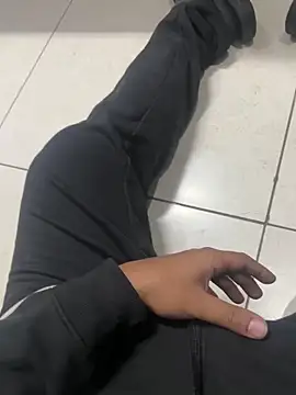 luciferdxm5 online show from February 2025 03:44:02 AM