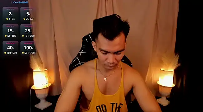 Snapshot of 000batman000 chatting on February 2025 01:06:01 PM 000batman000 online show from February 2025 01:06:01 PM