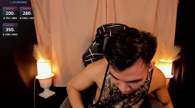 Snapshot of 000batman000 chatting on February 2025 01:08:02 PM 000batman000 online show from February 2025 01:08:02 PM