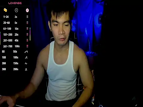 Snapshot of 000batman000 chatting on February 2026 01:22:02 PM 000batman000 online show from February 2026 01:22:02 PM