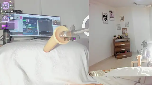 sofi velez online show from November 2025 05:07:01 PM