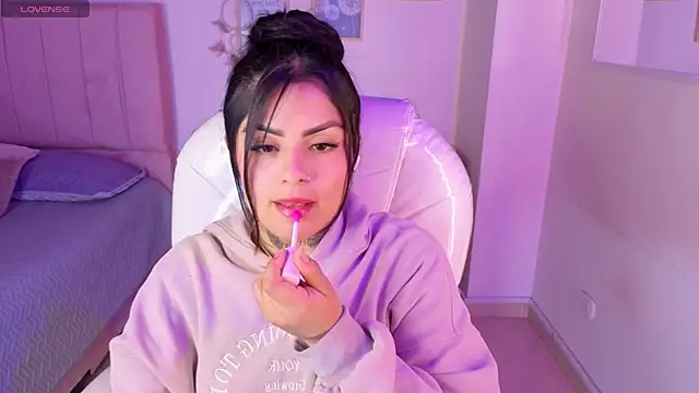 Catalinaa martinez online show from November 2025 10:09:02 PM