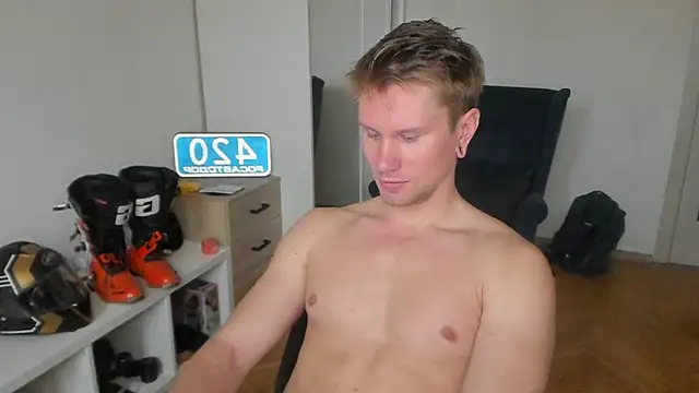 Snapshot of kevin-park chatting on October 2025 07:08:01 AM kevin-park online show from October 2025 07:08:01 AM